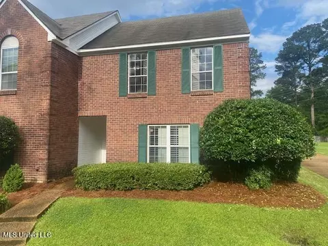 4 Foxcroft Ct, Madison, MS 39110