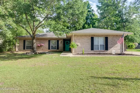 83158 Lola Dr, Diamondhead, MS 39525