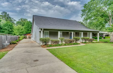 Other - 218 Harbor Ln, Brandon, MS 39047 photo 1 of 19