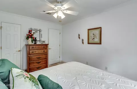 Bedroom - 218 Harbor Ln, Brandon, MS 39047 photo 7 of 12
