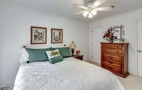 Bedroom - 218 Harbor Ln, Brandon, MS 39047 photo 5 of 12