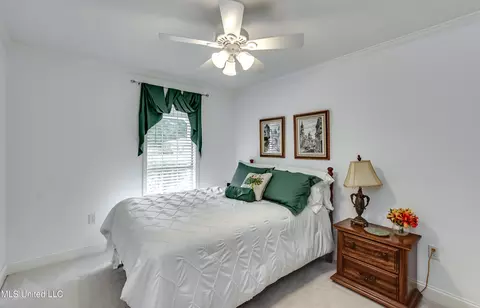 Bedroom - 218 Harbor Ln, Brandon, MS 39047 photo 4 of 12