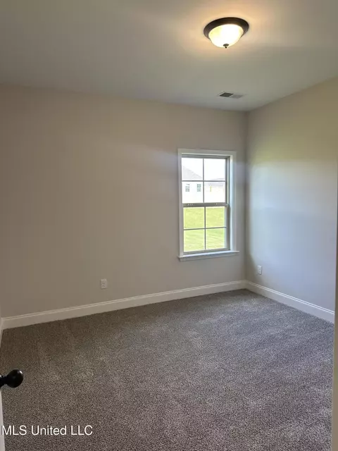 Bedroom - 885 Collie Dr, Hernando, MS 38632 photo 6 of 6