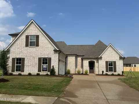 885 Collie Dr, Hernando, MS 38632