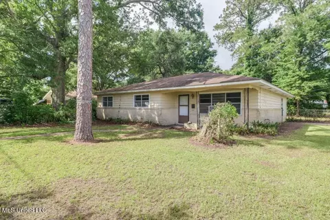 100 Hardy Ave, Long Beach, MS 39560
