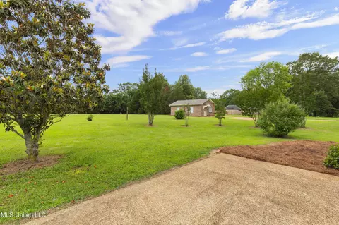 Exterior - 123 Munich Dr, Madison, MS 39110 photo 22 of 27