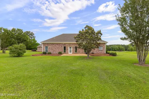 Exterior - 123 Munich Dr, Madison, MS 39110 photo 17 of 27