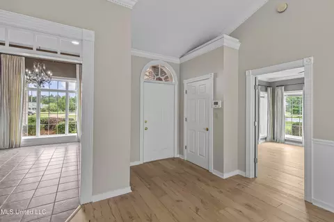 Entry Way - 123 Munich Dr, Madison, MS 39110 photo 2 of 9