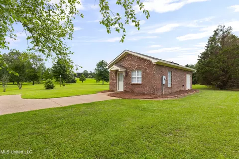 Exterior - 123 Munich Dr, Madison, MS 39110 photo 25 of 27