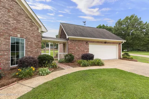 Exterior - 123 Munich Dr, Madison, MS 39110 photo 11 of 27