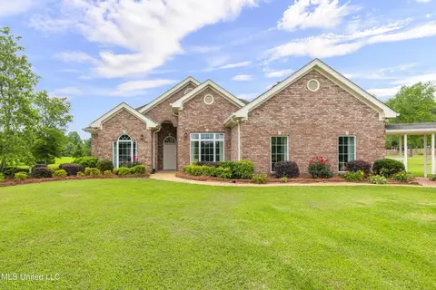 Exterior - 123 Munich Dr, Madison, MS 39110 photo 7 of 27