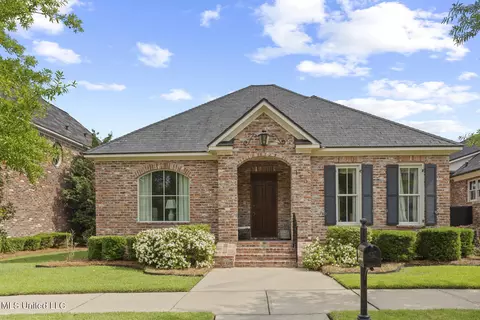 150 Harper St, Ridgeland, MS 39157