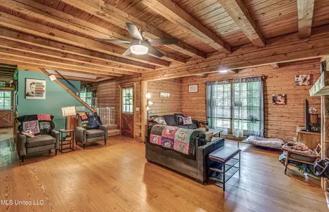 Living - 106 Mcwilliams Dr, Terry, MS 39170 photo 5 of 5