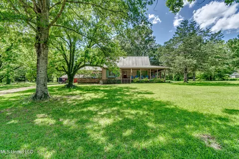 106 Mcwilliams Dr, Terry, MS 39170