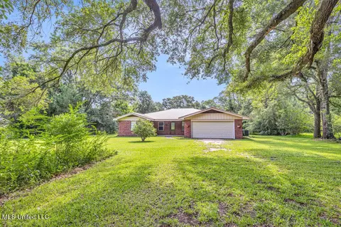 20332 Red Bird Hill Rd, Gulfport, MS 39503
