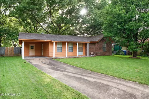 6435 Knight Cv, Horn Lake, MS 38637
