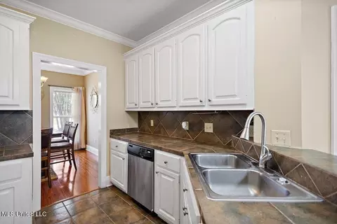123 Sara Fox Dr, Brandon, MS 39047 photo 16