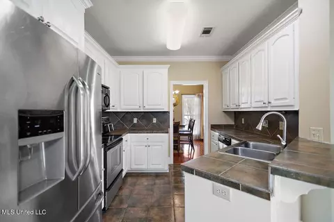 123 Sara Fox Dr, Brandon, MS 39047 photo 14