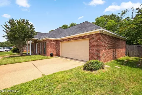 123 Sara Fox Dr, Brandon, MS 39047 photo 3