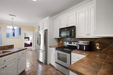 123 Sara Fox Dr, Brandon, MS 39047 photo 17