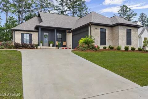 118 Seymour Dr, Madison, MS 39110