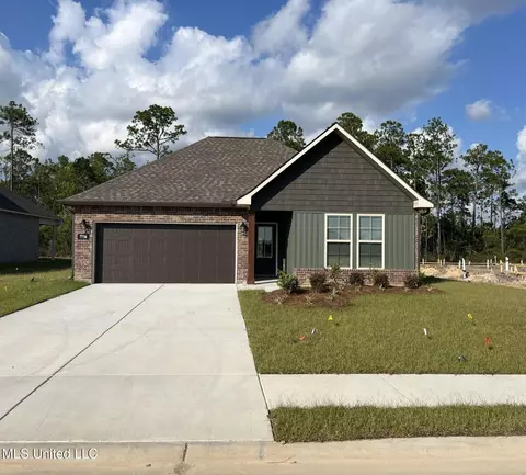 7736 Claymont Cir, Ocean Springs, MS 39564