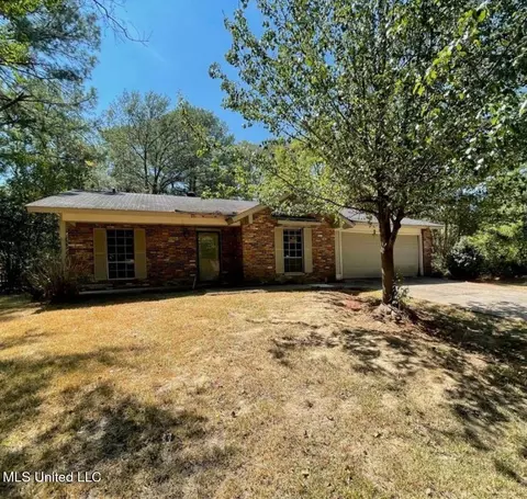637 Chelsea Dr, Jackson, MS 39212