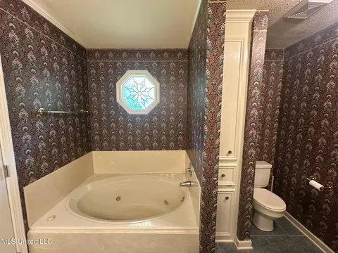 813 Eagles Nest Dr, Byram, MS 39272 photo 6