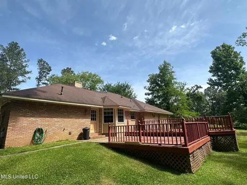 813 Eagles Nest Dr, Byram, MS 39272 photo 3