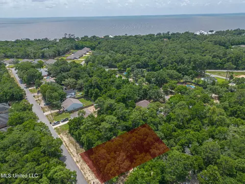 lot2303 Oak St, Ocean Springs, MS 39564