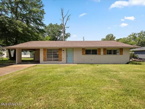 203 Barrow St, Pearl, MS 39208