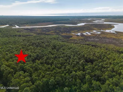 0 Yacht Club Dr, Pass Christian, MS 39571