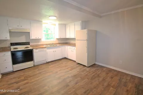 6212 Grierson St, Moss Point, MS 39563 photo 11