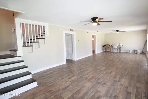6212 Grierson St, Moss Point, MS 39563 photo 5