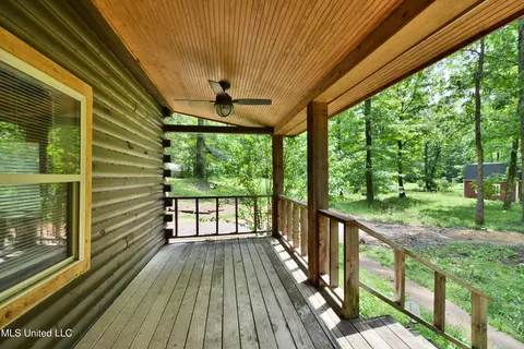 Exterior - 3490 Sherrod Rd, Nesbit, MS 38651 photo 7 of 13