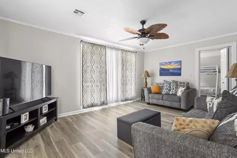 Living - 114 Olson Ave, Long Beach, MS 39560 photo 2 of 4