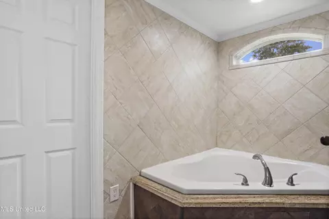 Bath - 114 Olson Ave, Long Beach, MS 39560 photo 2 of 4