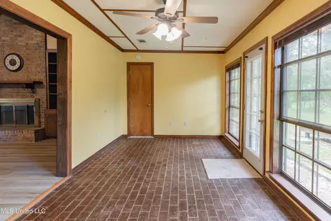 504 Hampton St, Clinton, MS 39056 photo 27