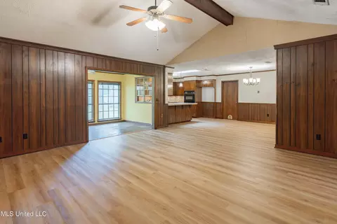 504 Hampton St, Clinton, MS 39056 photo 11