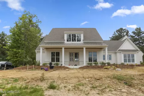 184 Harbor View Dr, Madison, MS 39110