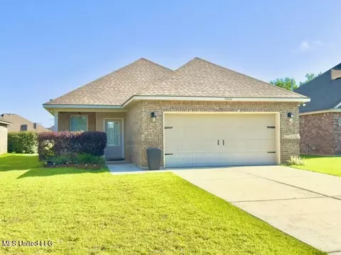 15016 Baylor Ave, Gulfport, MS 39503