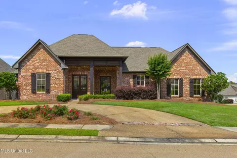 415 Deer Holw, Brandon, MS 39047