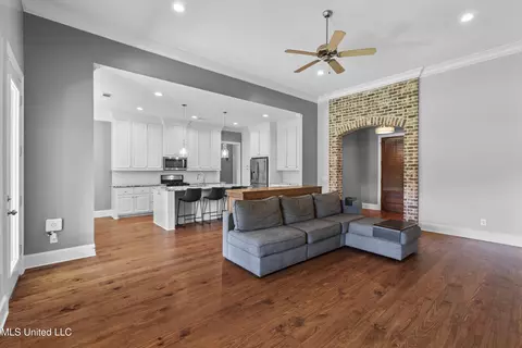 174 Falls Xing, Madison, MS 39110 photo 10