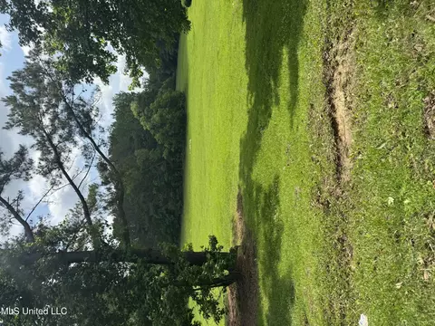 Hickory Road, Ridgeland, MS 39157