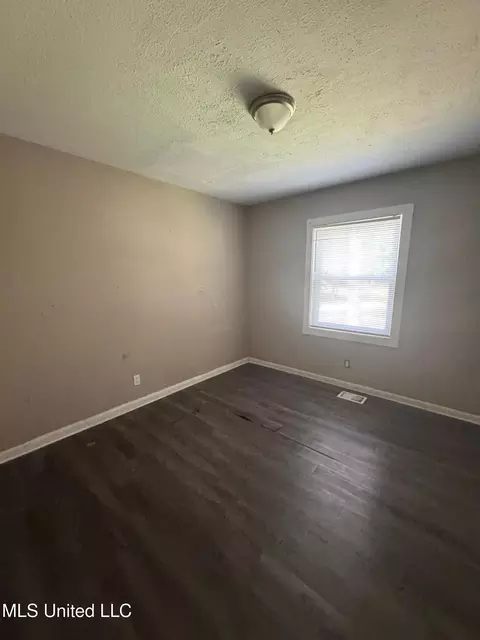 Other - 1870 Wisteria Dr, Jackson, MS 39204 photo 3 of 5