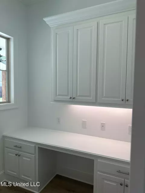 Other - 448 Aurora Cir, Canton, MS 39046 photo 6 of 15