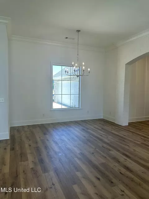 Dining - 448 Aurora Cir, Canton, MS 39046 photo 1 of 1