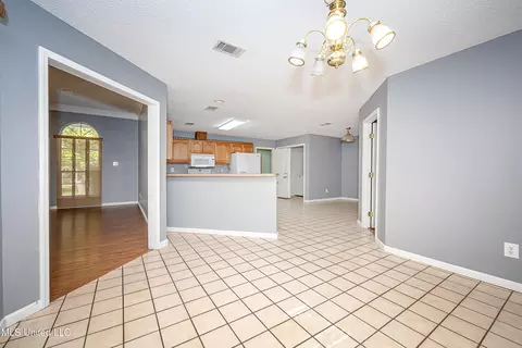 Dining - 8113 Barron Rd, Moss Point, MS 39562 photo 2 of 3