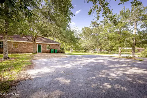Exterior - 8113 Barron Rd, Moss Point, MS 39562 photo 26 of 32