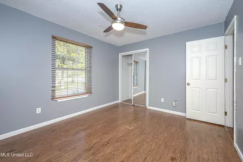 Bedroom - 8113 Barron Rd, Moss Point, MS 39562 photo 5 of 7